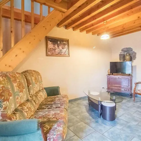 Hébergement de vacances Saint-ours, 2 Pièces, 4 Personnes - Fr-1-630-153 *